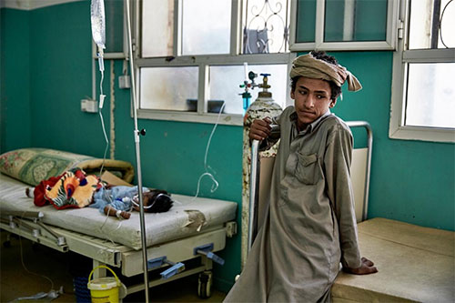 Los casos de cólera ya superan los 100.000 en Yemen Los casos de cólera ya superan los 100.000 y dejan casi 800 muertos